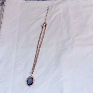 Beautiful Chico’s BLUE GEMSTONE 8 inch necklace (see description)